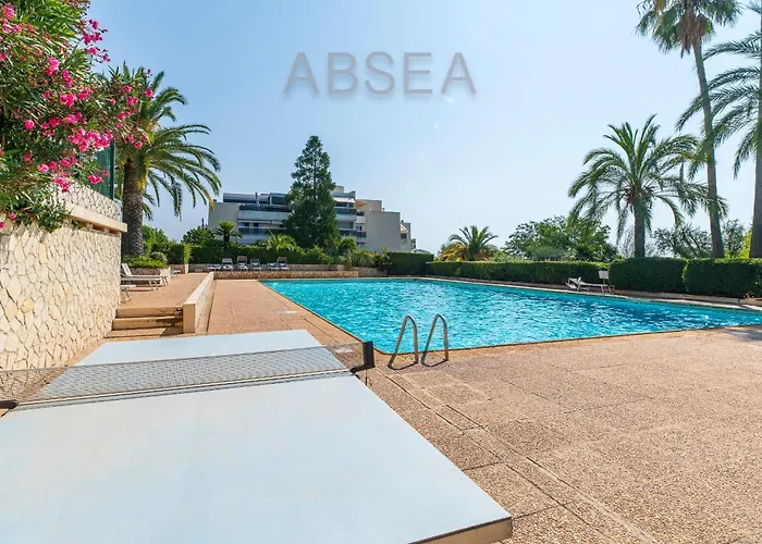 Apartment Nice Garden Apartment Pool Parking Air Conditioning Family Friendly *