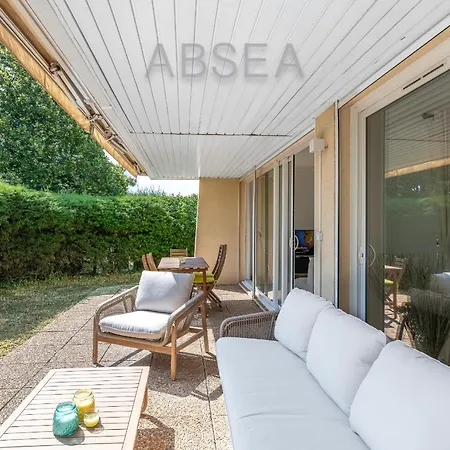 Nice Absea jardin et piscine *